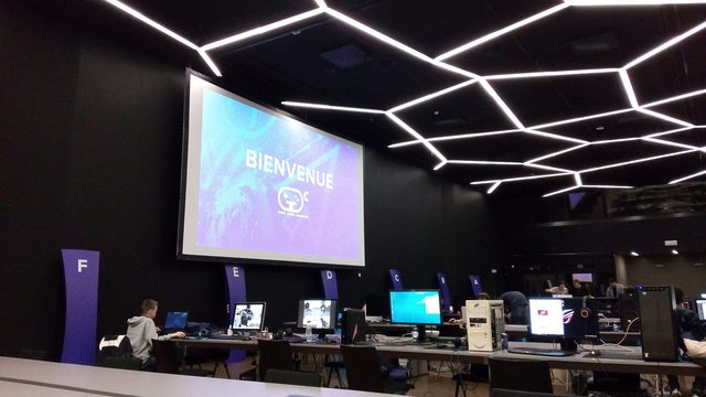 电竞专区正式开放，首批上线 12 个赛事